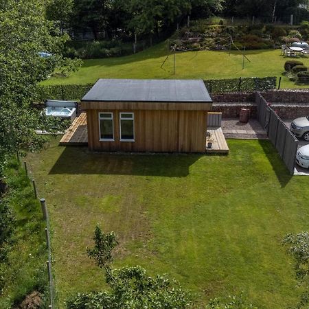 Allt Mor Rentals - Chalet With Hot Tub, And Studio Apartment No Hot Tub Roybridge Zewnętrze zdjęcie